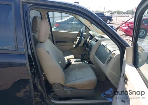 2010 Ford Escape Xlt from USA, damaged, VIN 1FMCU0D72AKB42814